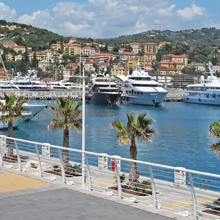 Monterosso - Imp420 By Interhome